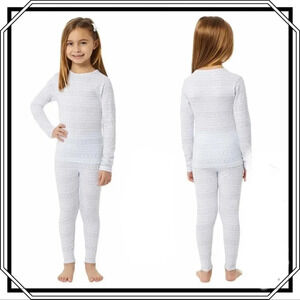 Kids- 32degrees kids heat long sleeve/ legging set XL 16/18 Snowflakes